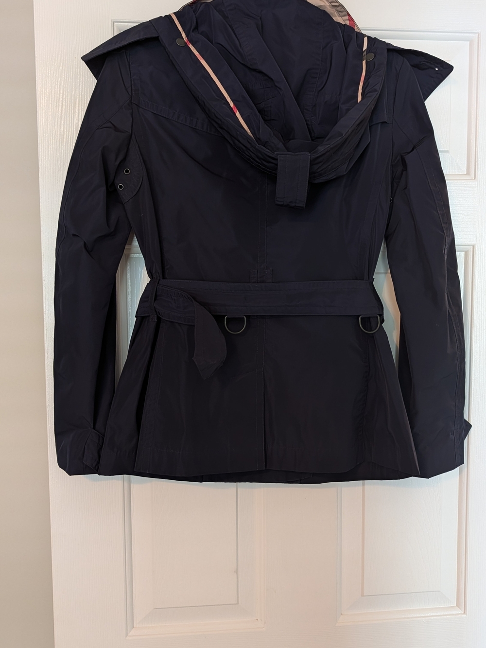 Burberry Brit Navy Double-Breasted Short Trench Coat - Picture 12 of 16